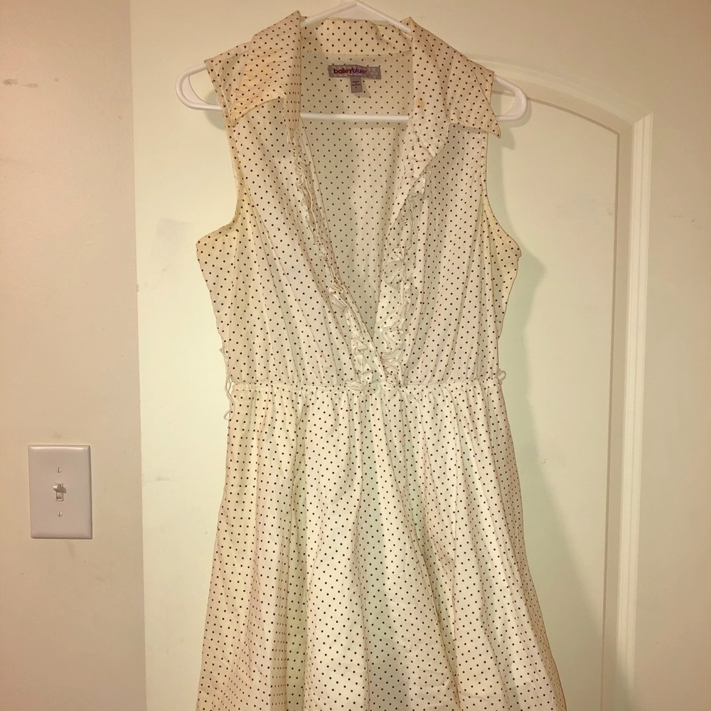 ⭐️Flash Sale! White polka dot dress⭐️